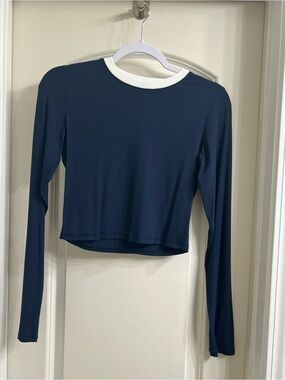 SKIMS Ribbed Long Sleeve Crop Top